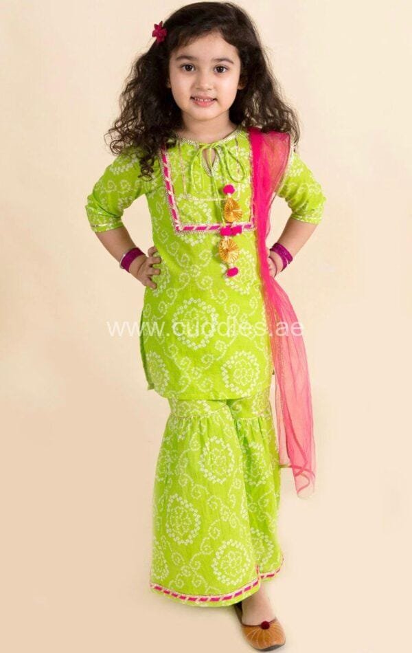 Green bandhani kurta set
