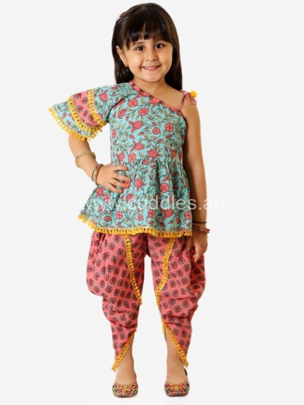 Off shoulder kurtti dhoti set