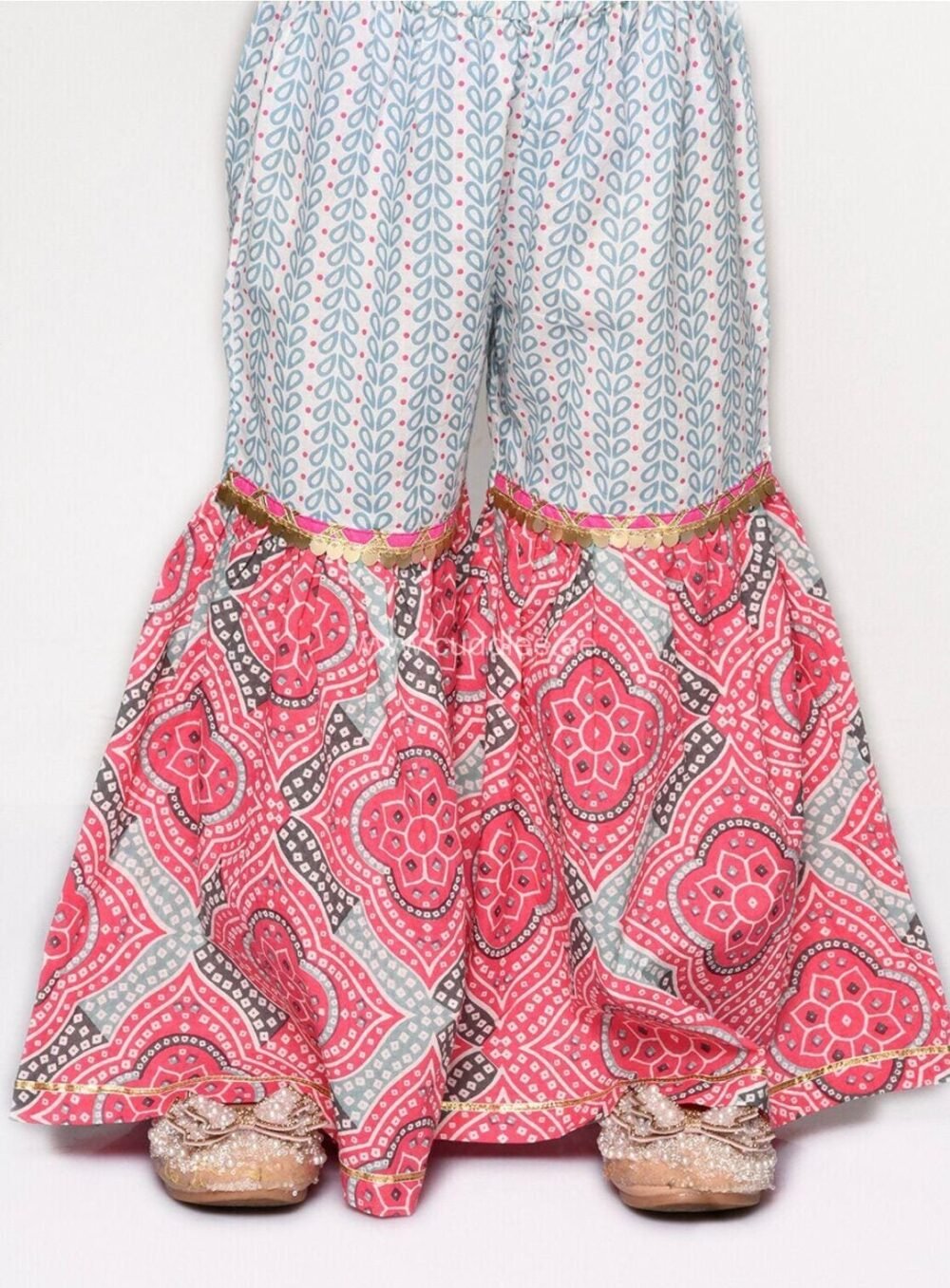Raina Grey and pink Sharara set with Dupatta - Image 4