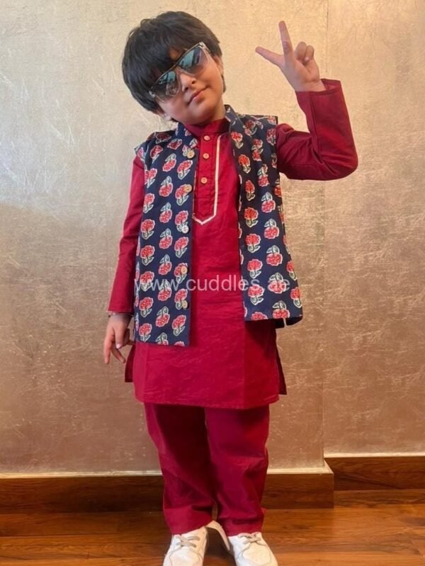 Red and black Kurta Pajama and Jacket set