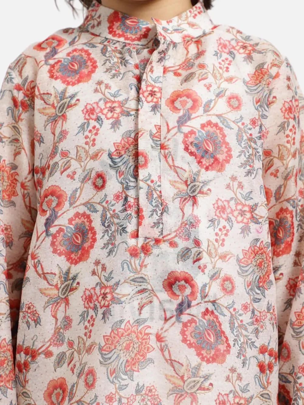 Cream and red colored floral printed Kurta pajama set - Image 3